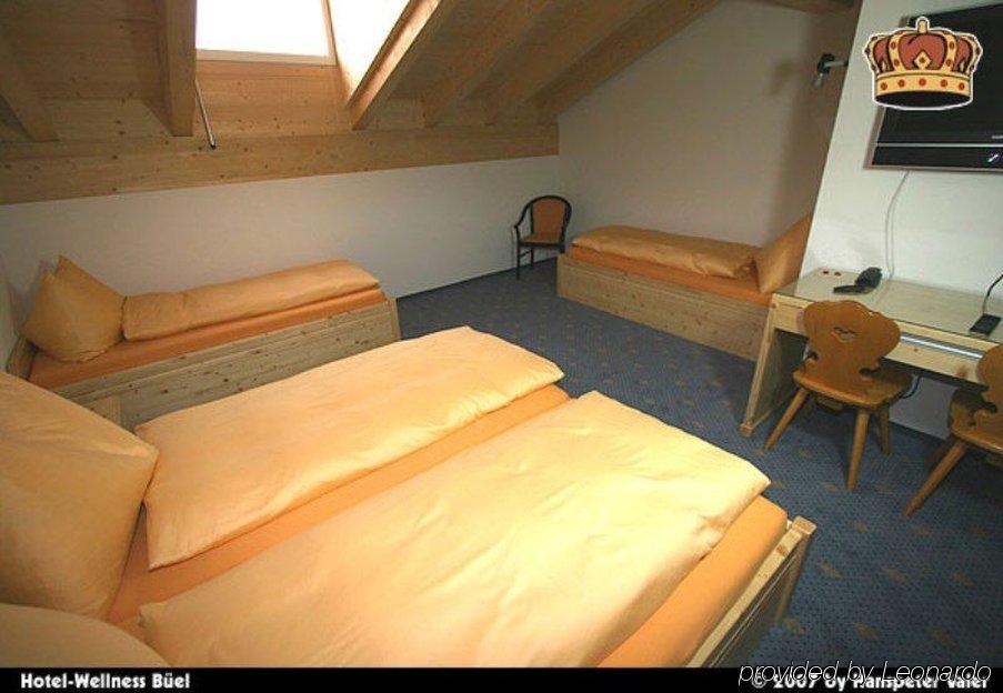 Hotel Bueel Sankt Antönien Cameră foto
